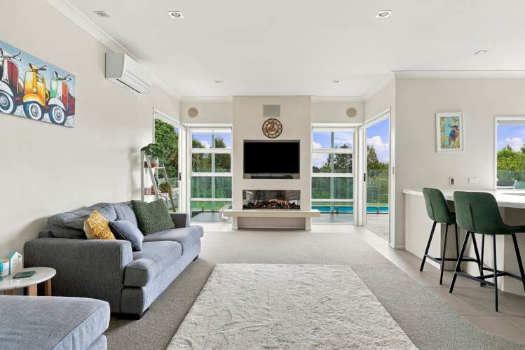 9 Corsica Way_5