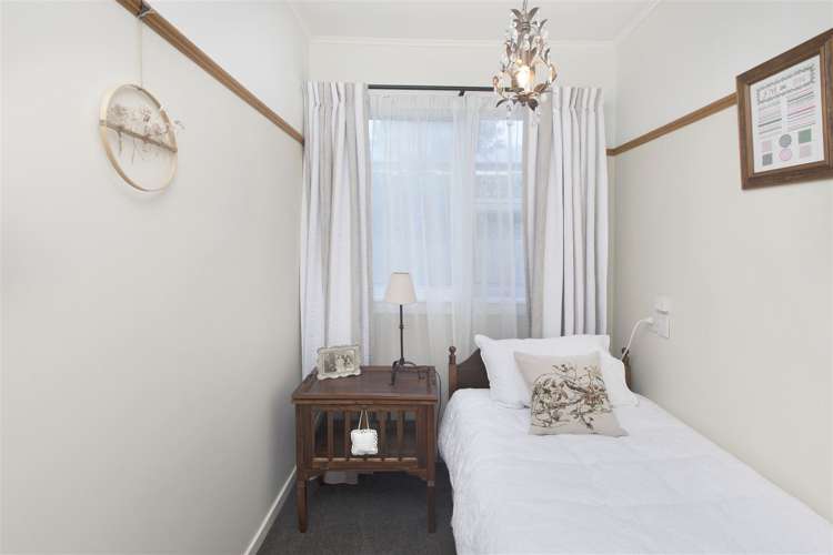 62 Birdwood Avenue Beckenham_10