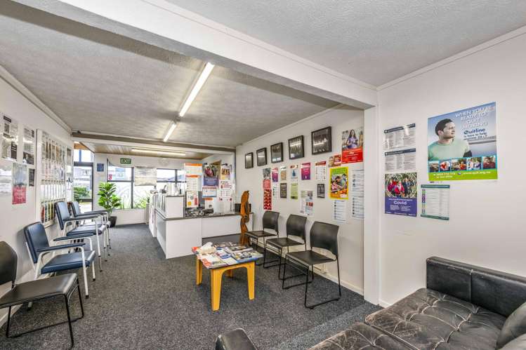 171 Manukau Road Pukekohe_8