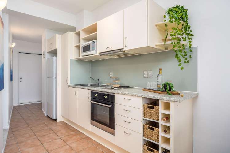 99/92 Bush Road Albany_9