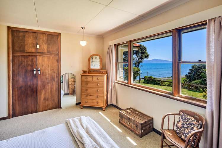 12 Pingau Street Paekakariki_18