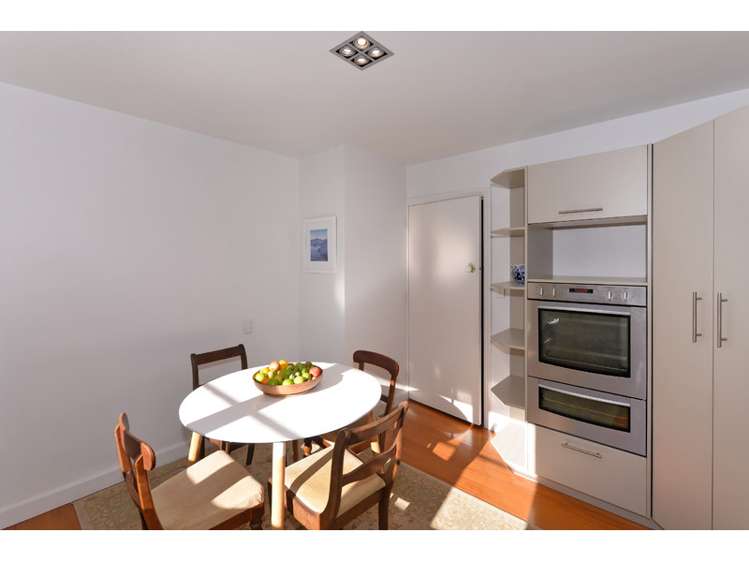 28 Jenner Road Toi Toi_8