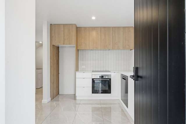 4/675 Worcester Street Linwood_4