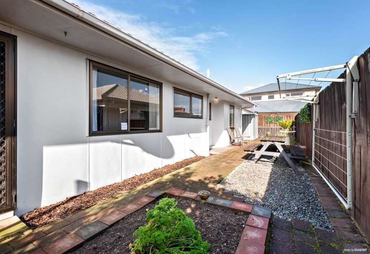 2/27a Scott Road Papakura_6