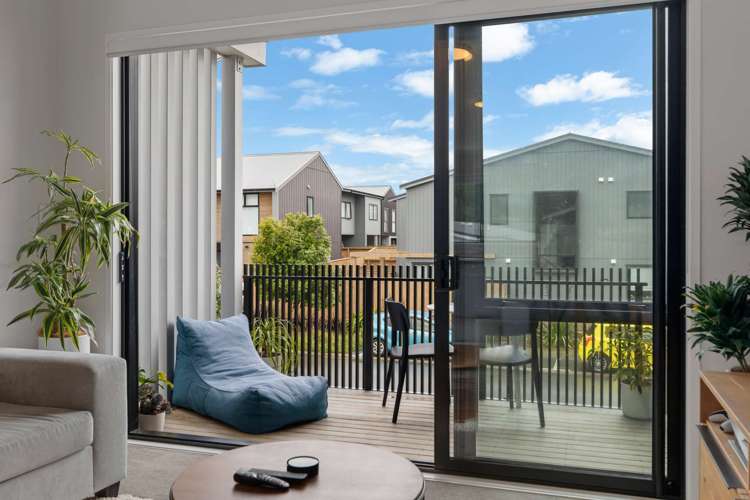 5 Awamarino Way Westgate_1