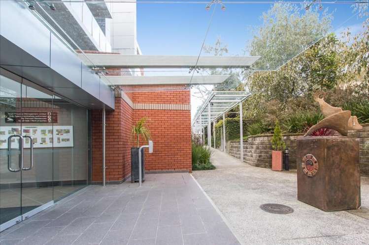 206/4 Wagener Place St Lukes_1