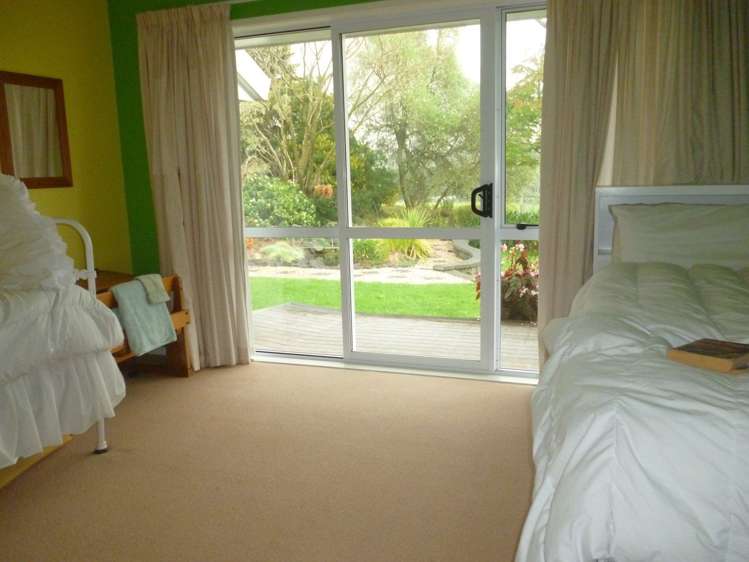 67 Motu Road Kumeu_11