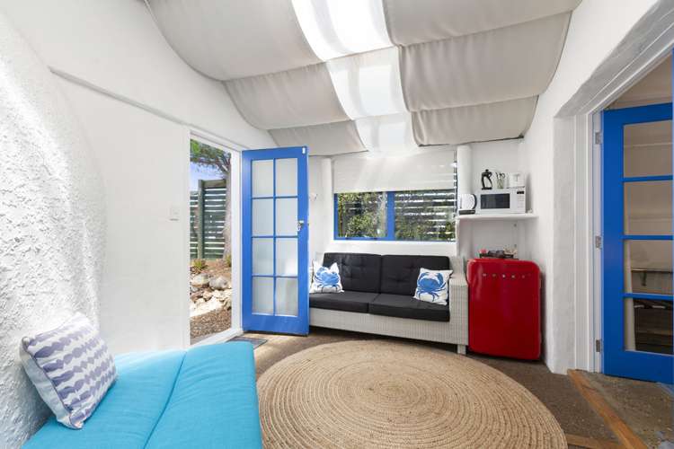 498 Sea View Road Onetangi_10