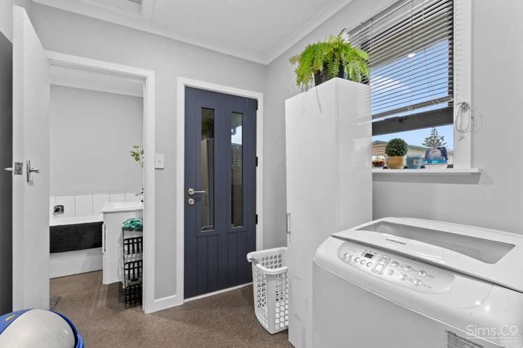 8 Omori Place Castlecliff_12