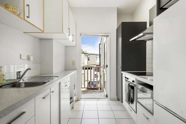 26/216 Manuka Road Bayview_4