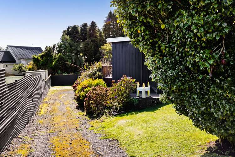 9 Standish Street Midhirst_36