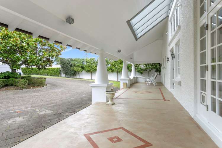 220 Lake Road Hauraki_23