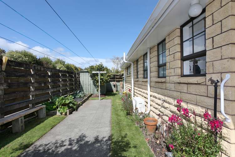 153a High Street Bulls_20