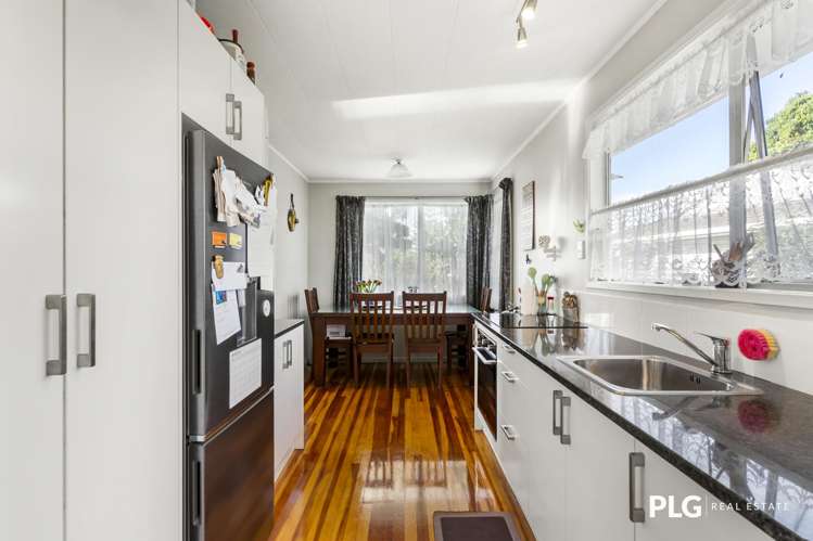 4 Awakino Place_3