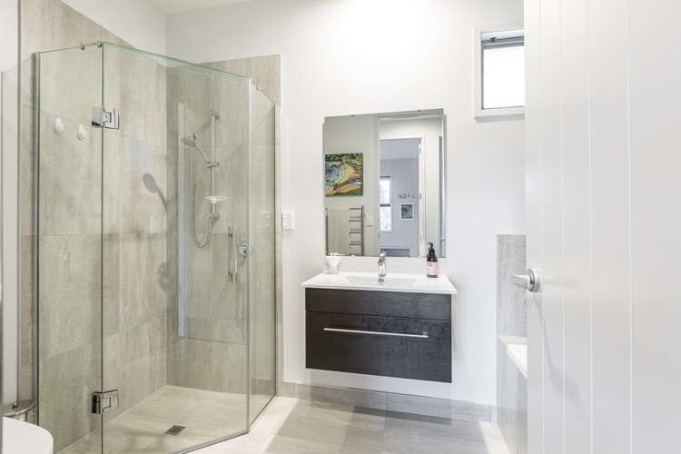 11 Laly Haddon Place Matakana_19