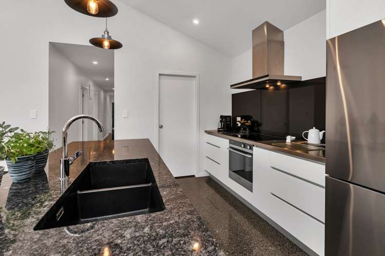 9 Corsair Drive Maungatapere_12