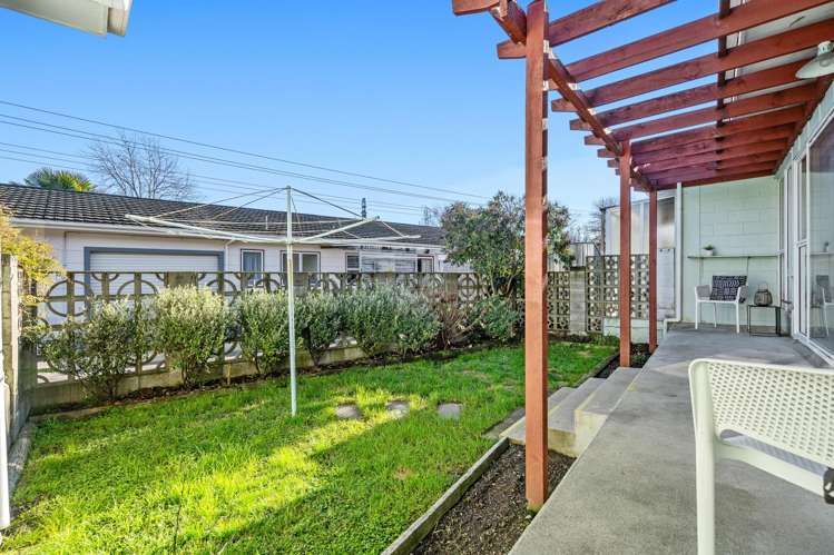 2/9 Lichfield Street Stoke_15