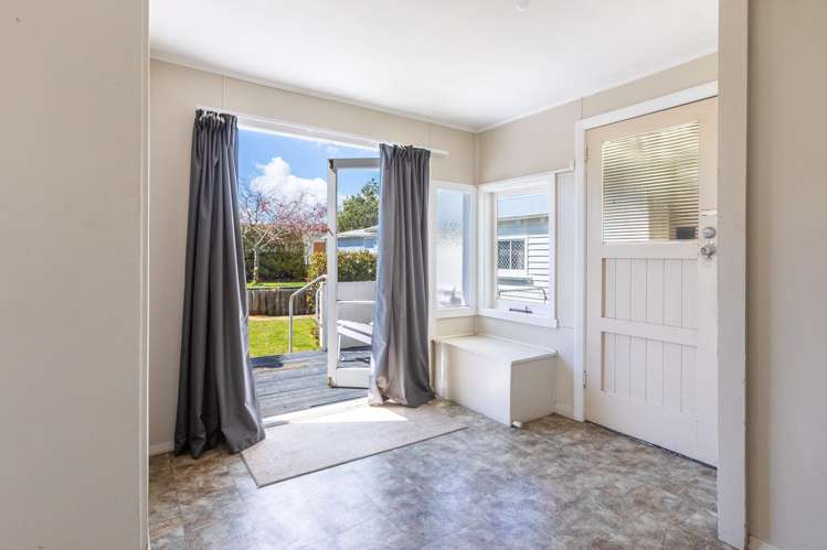 69 Gordon Street Dannevirke_14