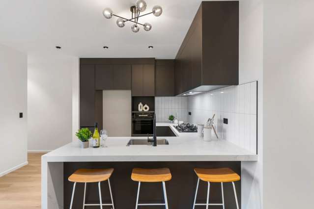 33 and 35 Karaka Village Parade Karaka_3