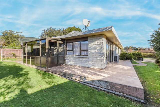 48 Farnham Drive Richmond_1