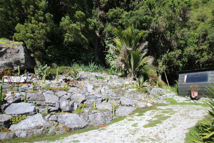 83 Upper Rocklands Road Kahurangi National Park_16