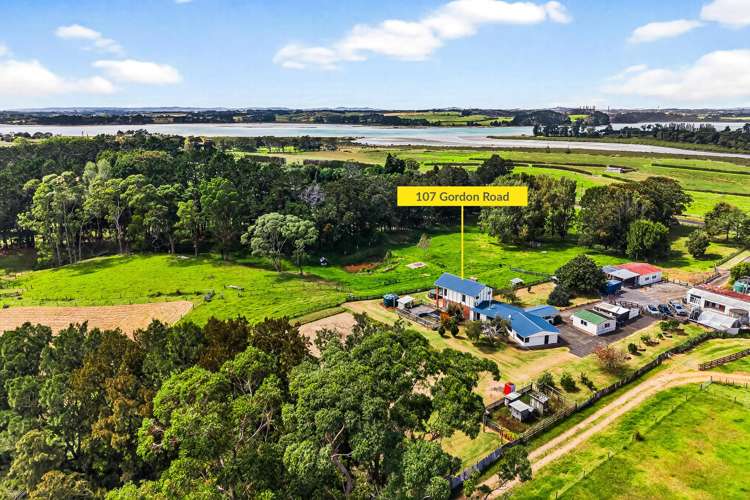 107 Gordon Road Pollok_43