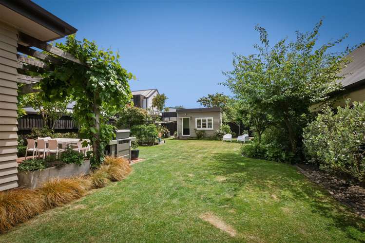 51 Hawkesbury Avenue Saint Albans_15