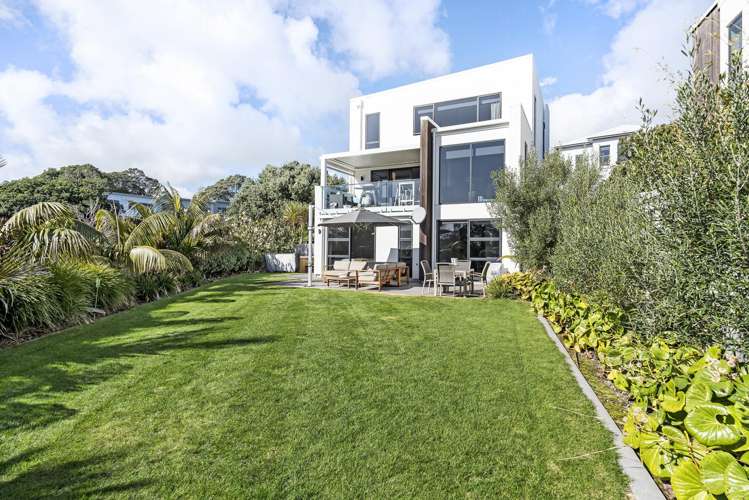 5/11A Baring Terrace Strandon_1