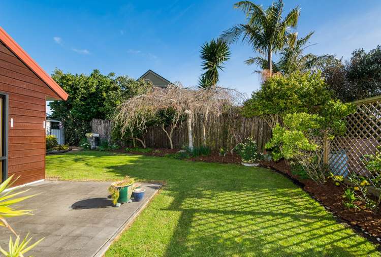 2/21 Seaview Avenue Northcote_20