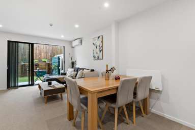 16/18 Hewlett Road_1