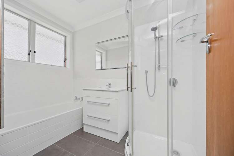 2 Impala Place Hillsborough_13