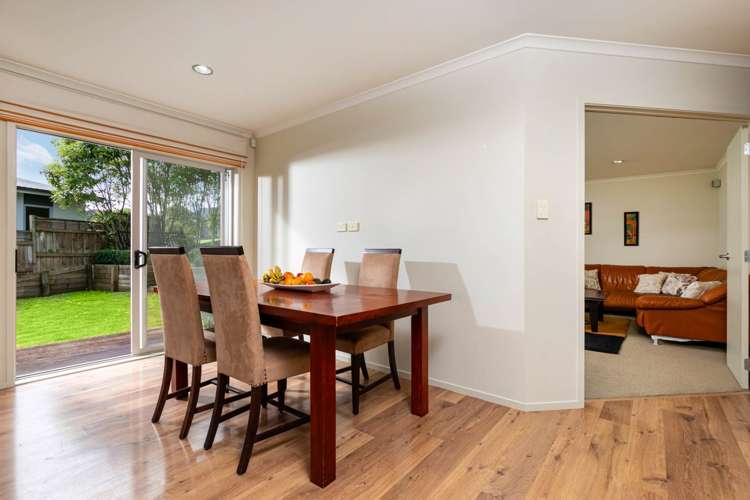 9 Dressage Lane Greenhithe_5