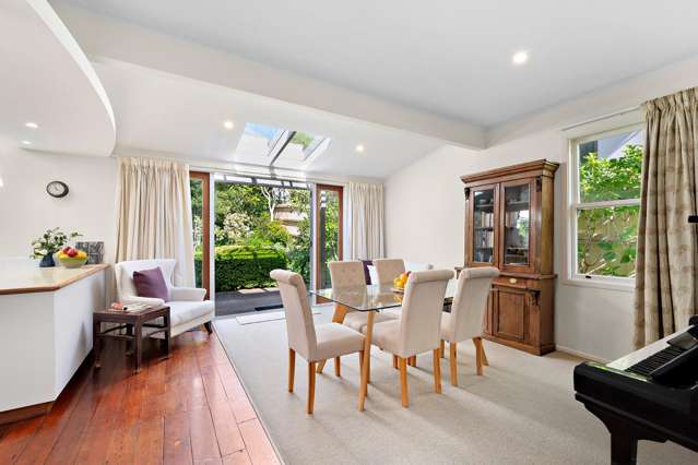 A Kelburn Entertainer's Delight