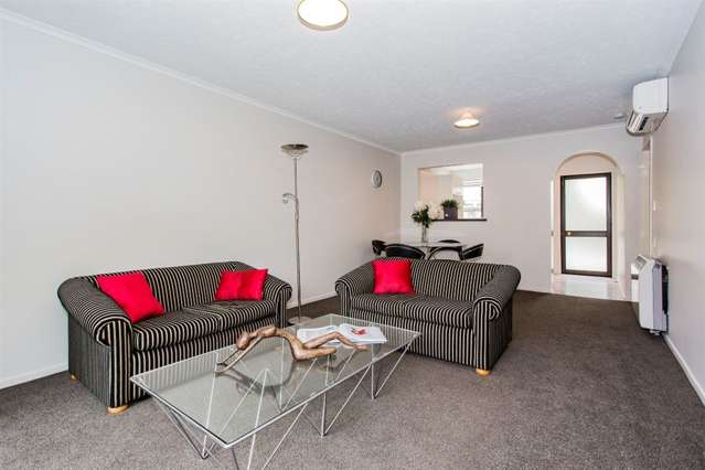 4/35 Division Street Riccarton_2