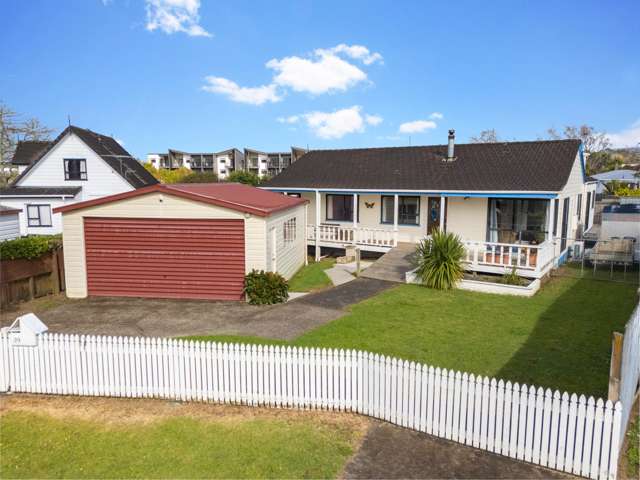 Deceased Estate-Family Says Sell This Swanson Gem