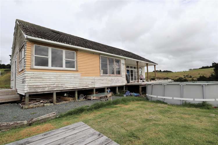 2568d Paparoa-Oakleigh Road Paparoa_1