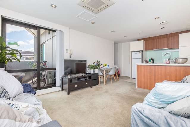 105/2 Dockside Lane Auckland Central_4