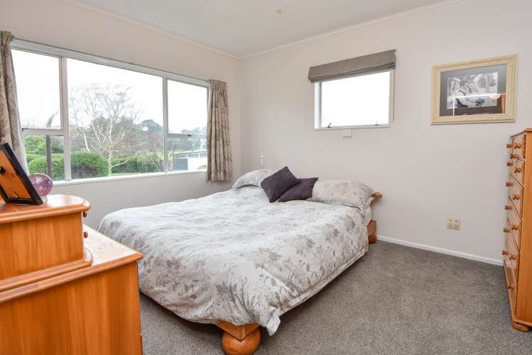 2 Fairbrother Street Carterton_9