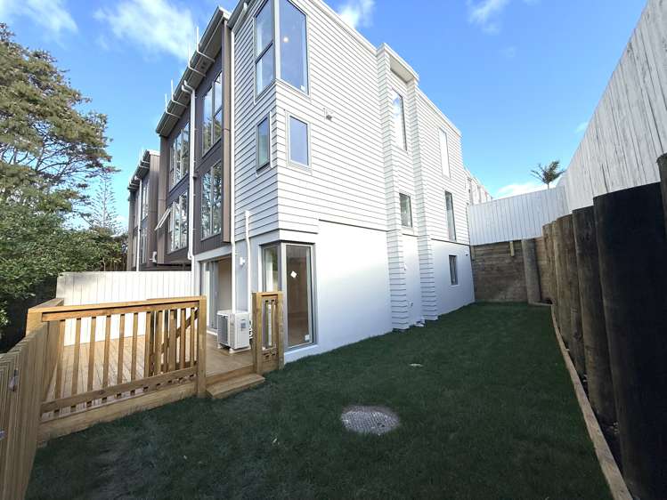74D Sycamore Drive Sunnynook_1