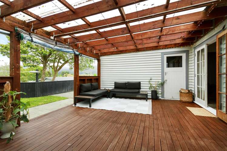 30 Moores Valley Road_3