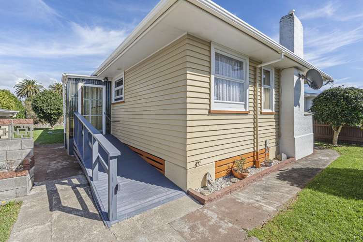 19 Hume Street Waitara_12