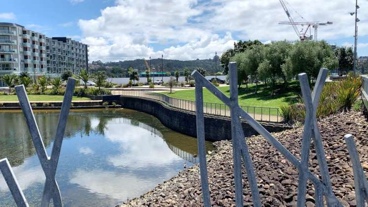 105/5 Rose Garden Lane Albany_17