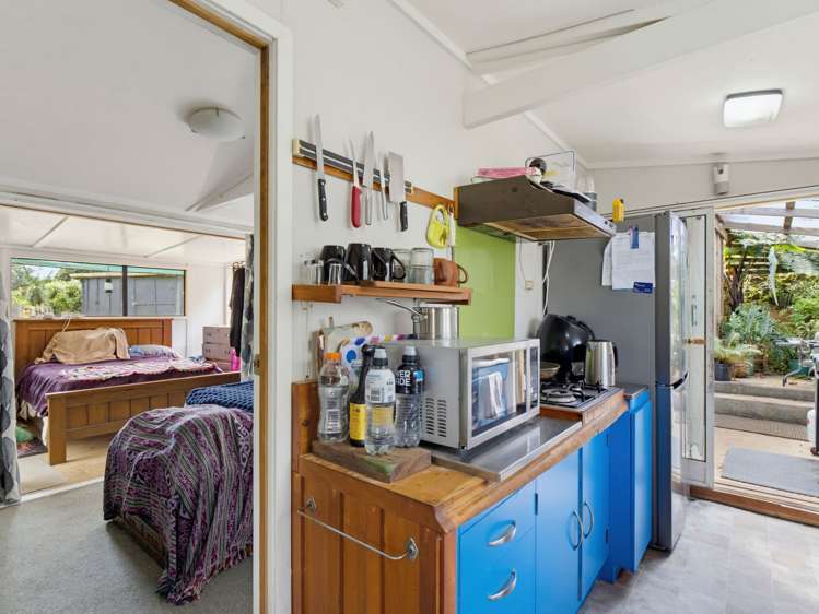 11 Moana Road Tinopai_14