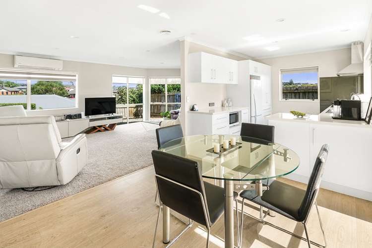 36 Pointon Glade Grandview Heights_10