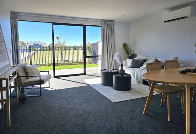 1 Malaga Crescent Harewood_1