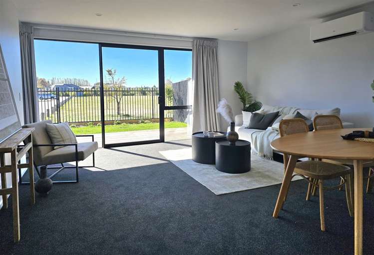 1 Malaga Crescent Harewood_1