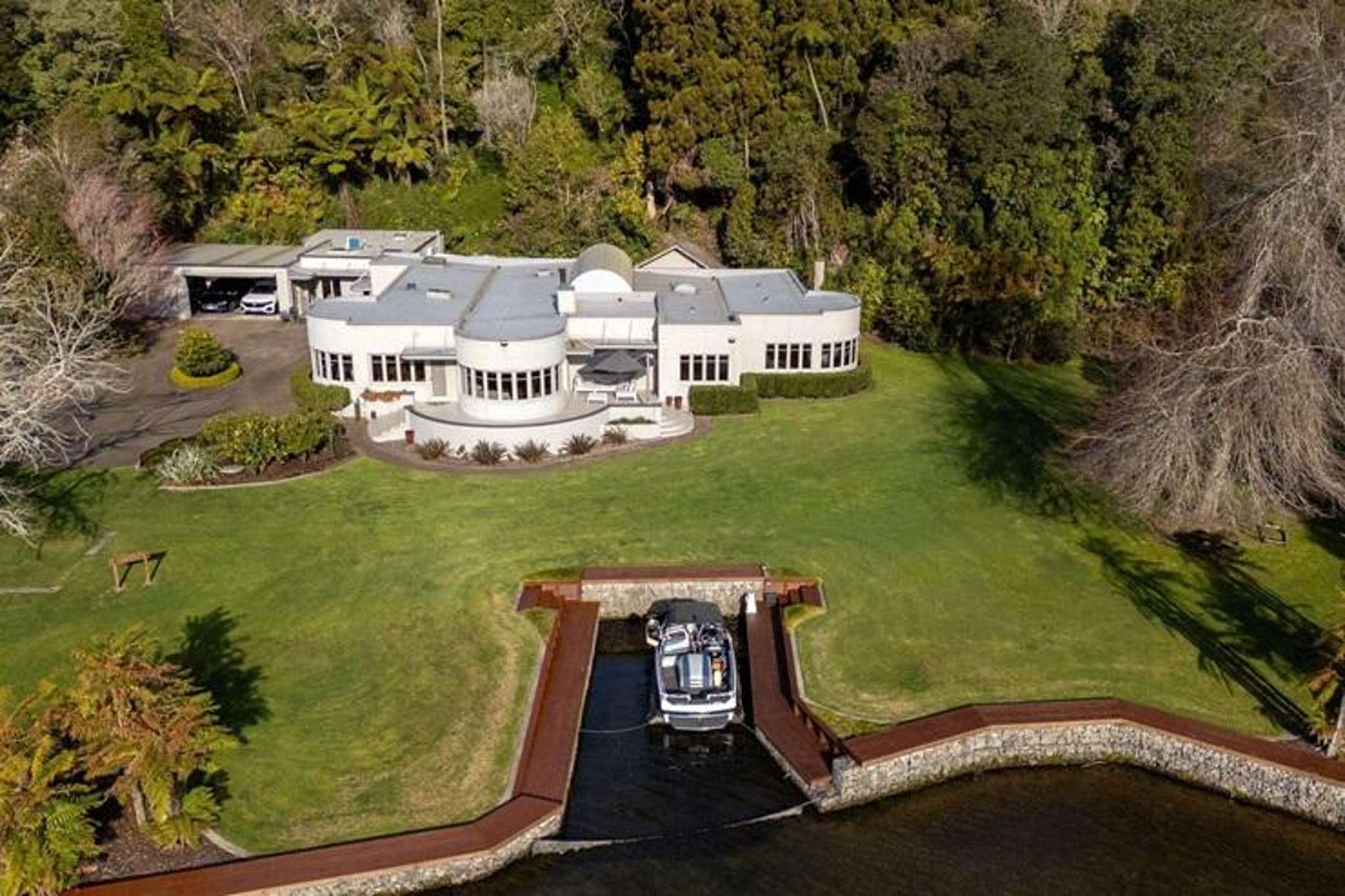 ‘Everybody knows it’: Lake Rotoiti’s Art Deco home for sale