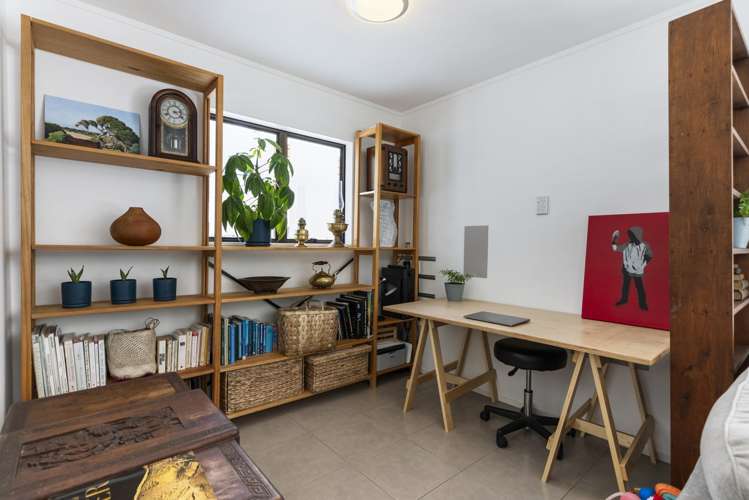 4/4 Webber Street Westmere_4