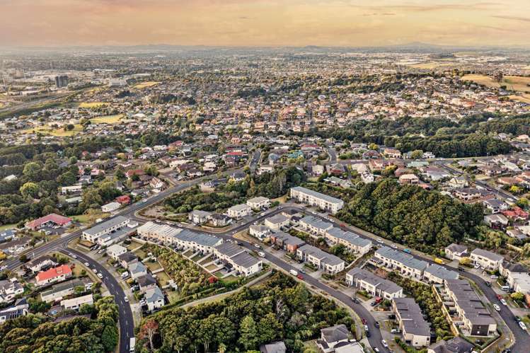 3 Matairangi Avenue Totara Heights_31