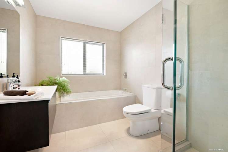 2 Emell Street Silverdale_1